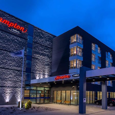 Hampton By Hilton Gdansk Airport Hotel Exterior foto